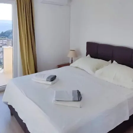 Appartement Modern In With Shared Pool *