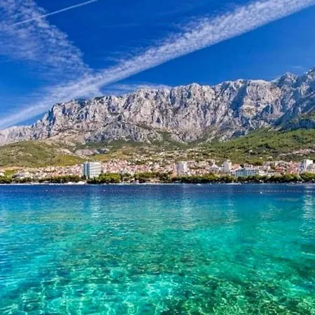 Modern In With Shared Pool * Makarska